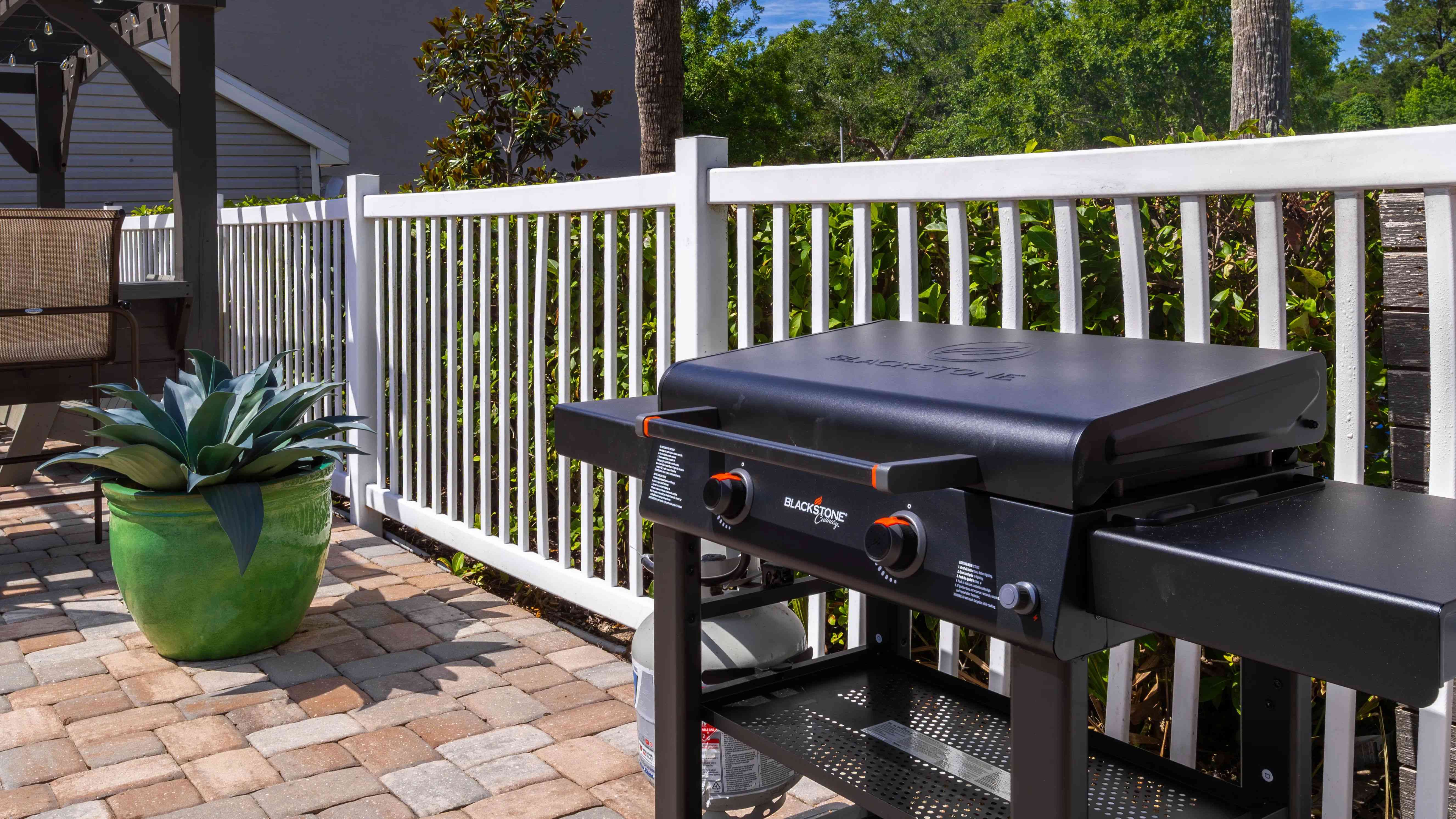 Take your next meal outdoors with our fully equipped grilling station, perfect for entertaining.