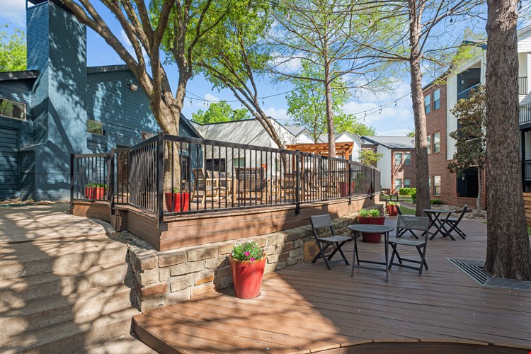 Larkin Apartment Homes Image 73