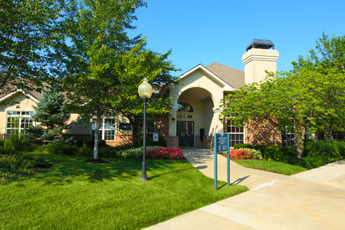 Crowne Chase Image 1