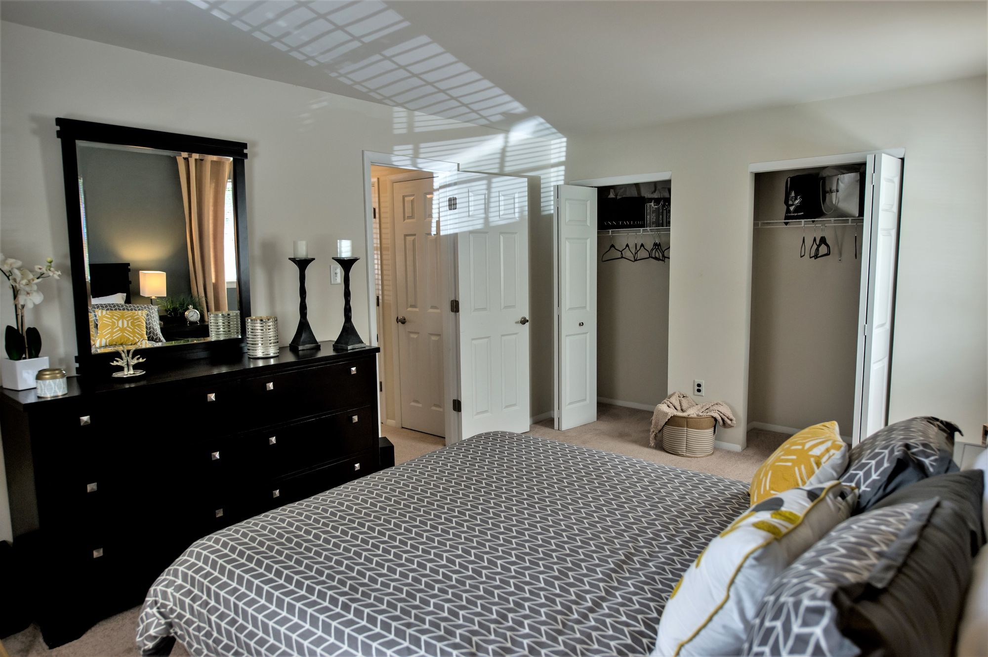 Goshen Manor Apartments Image 10