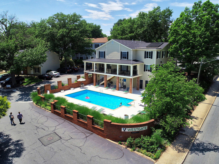 Westgate Apartments Image 2
