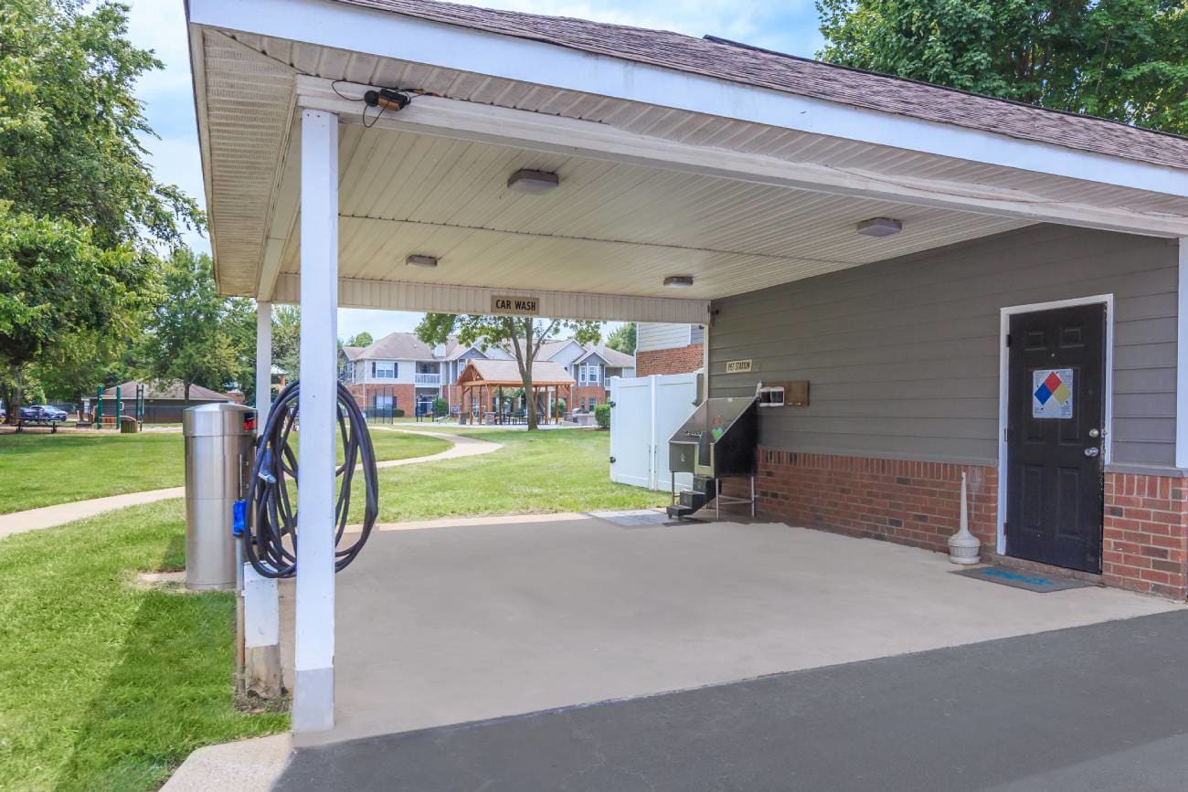 Carrington Park Image 4