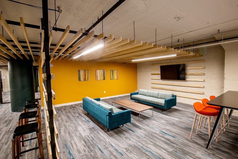 Level on Locust Image 7