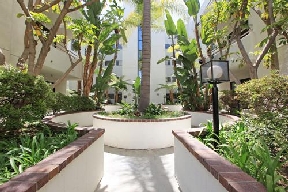 Midvale Court Apartments Image 2