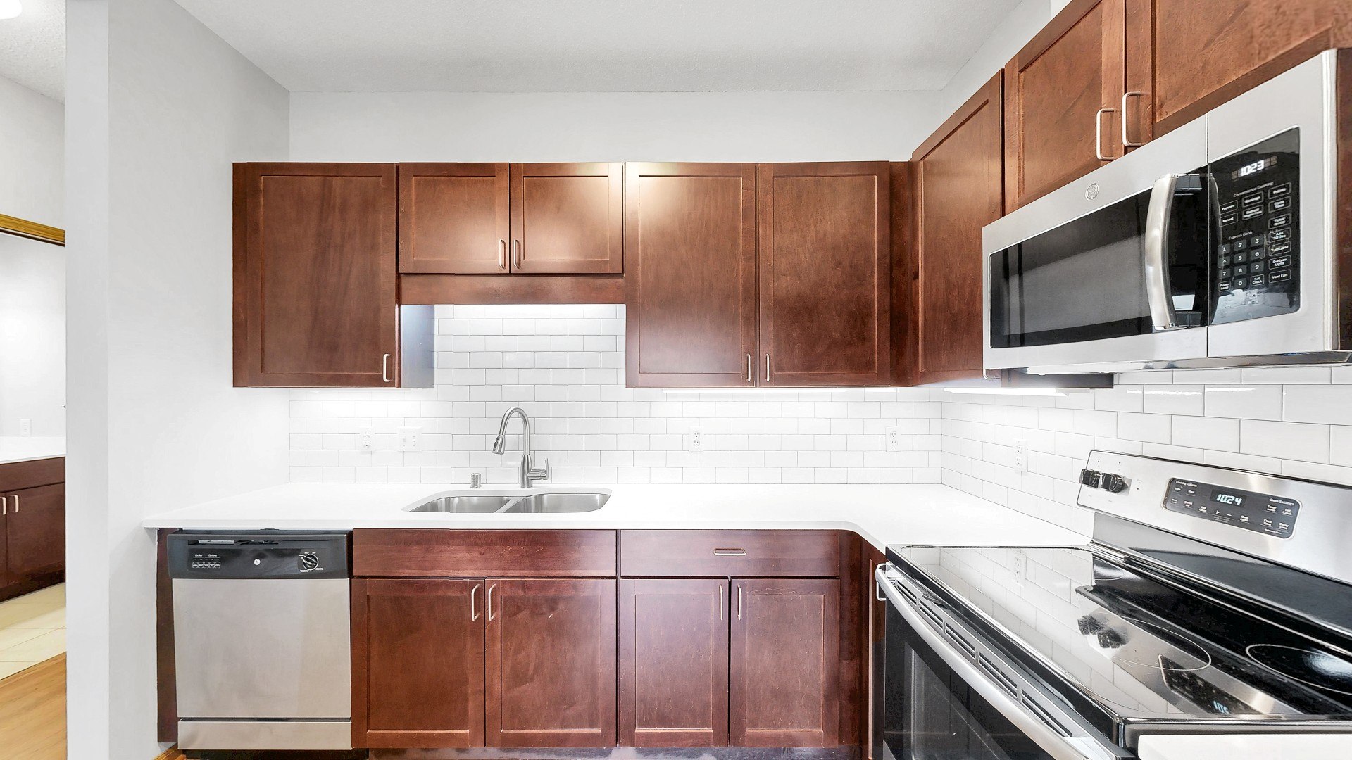 Cedar Pointe Townhomes Image 79
