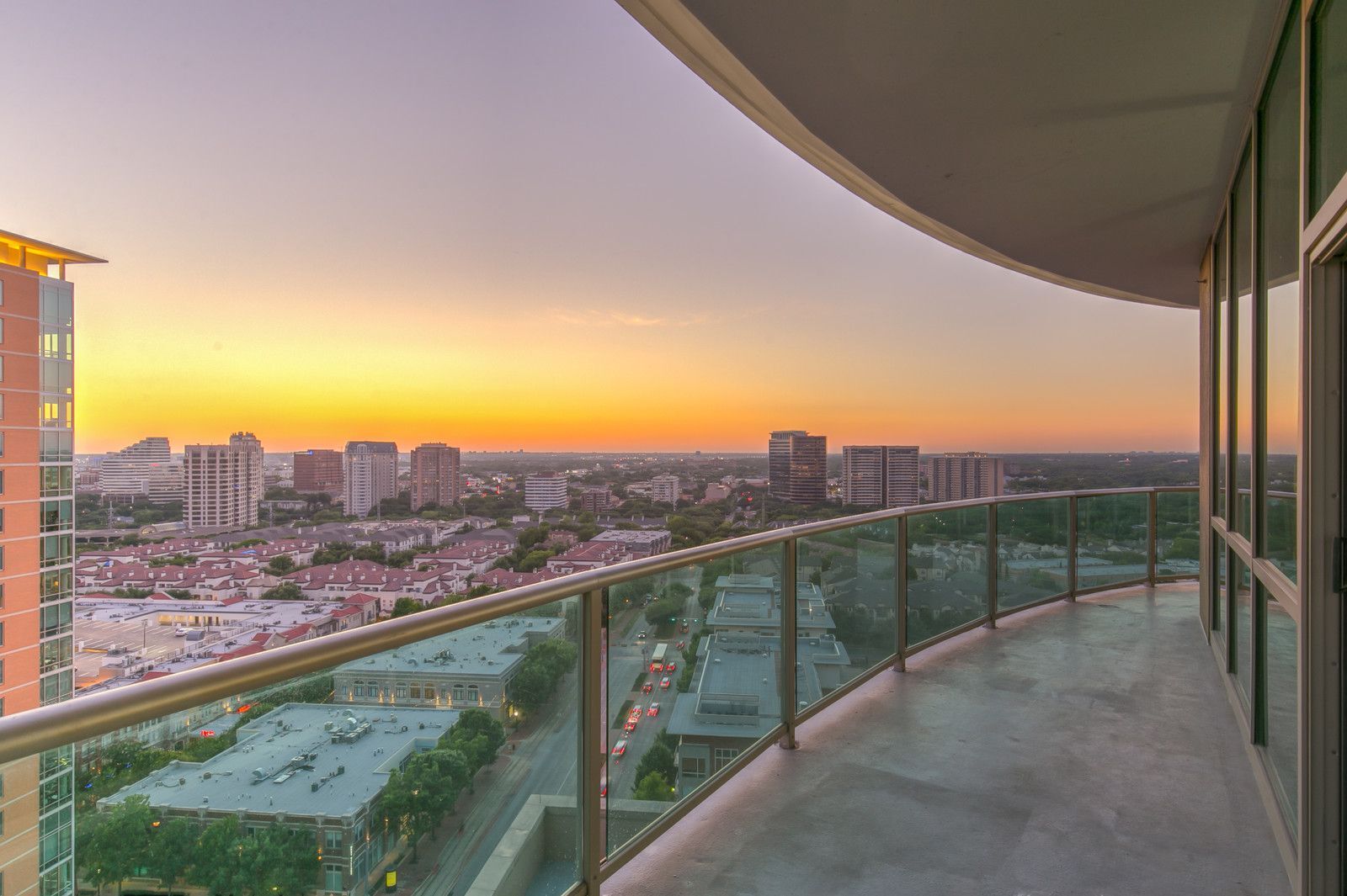 The Mondrian Cityplace Image 19