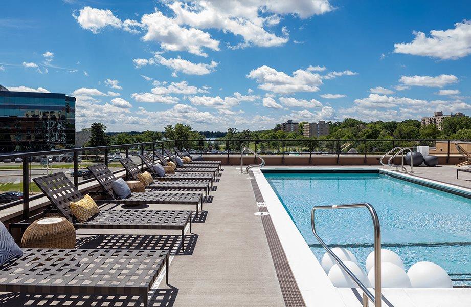 Foundry Lake Street Image 20