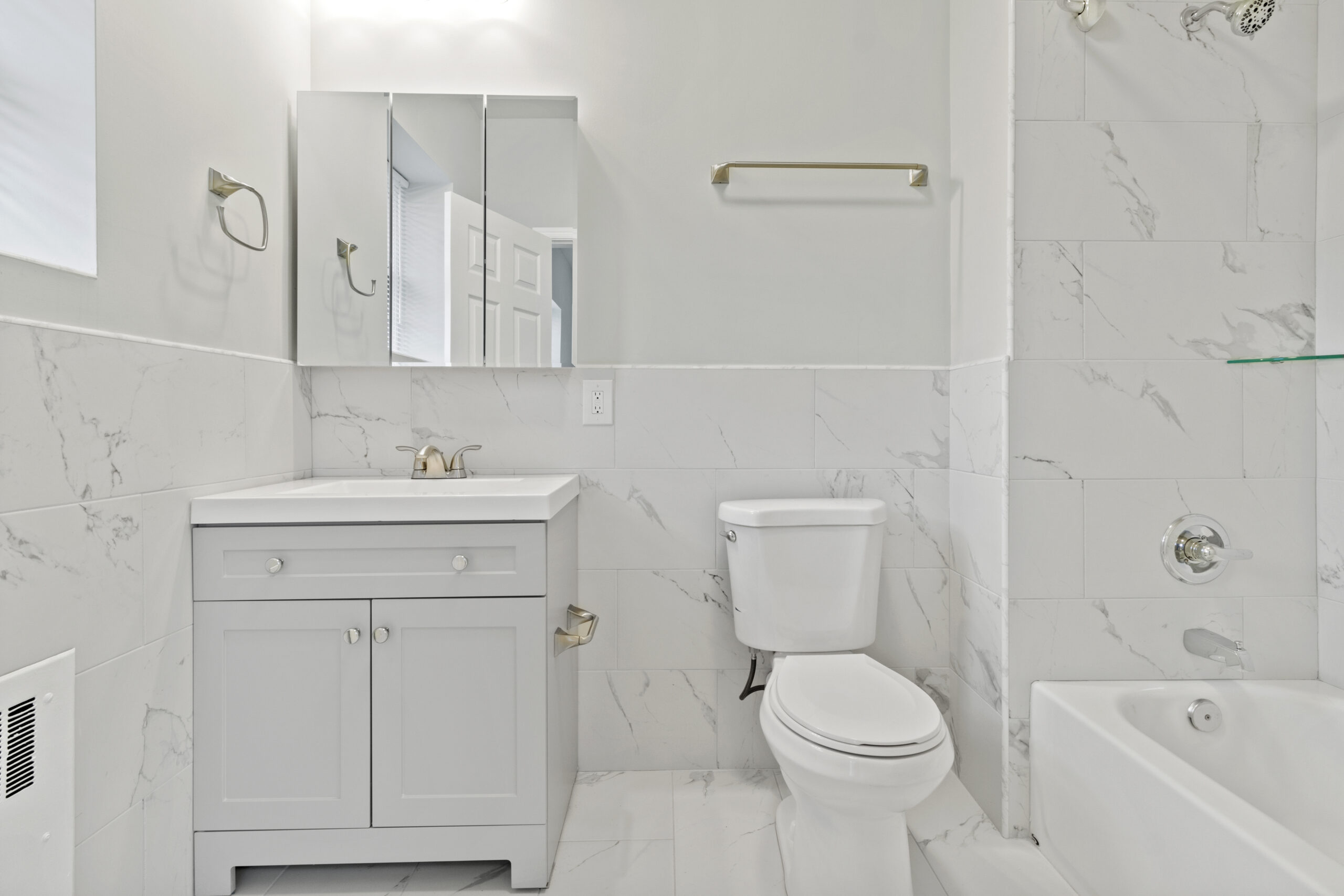 Pelham Park Apartments Image 11