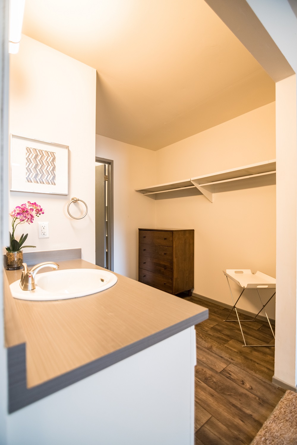 Country Lake Image 13