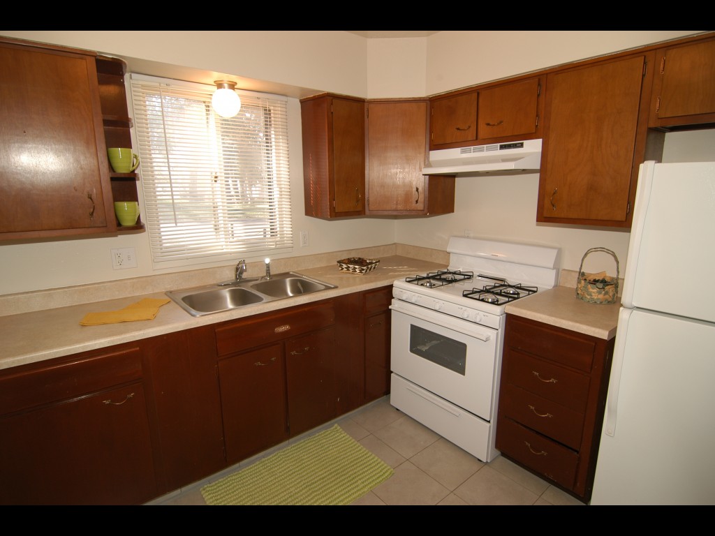 Courtyard 72 Image 2