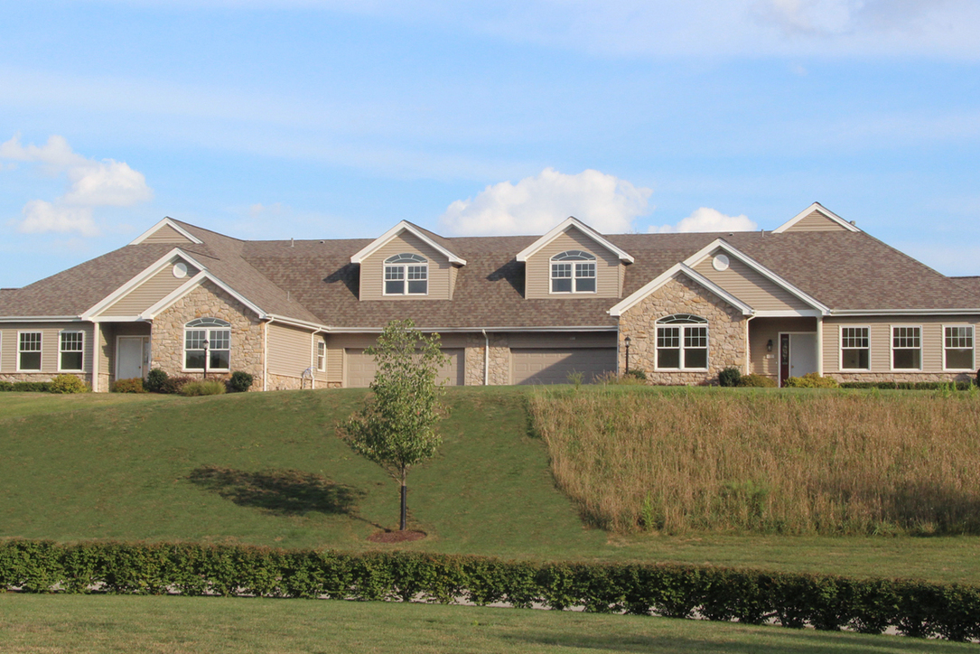 Fox Chase Luxury Apartments Image 2