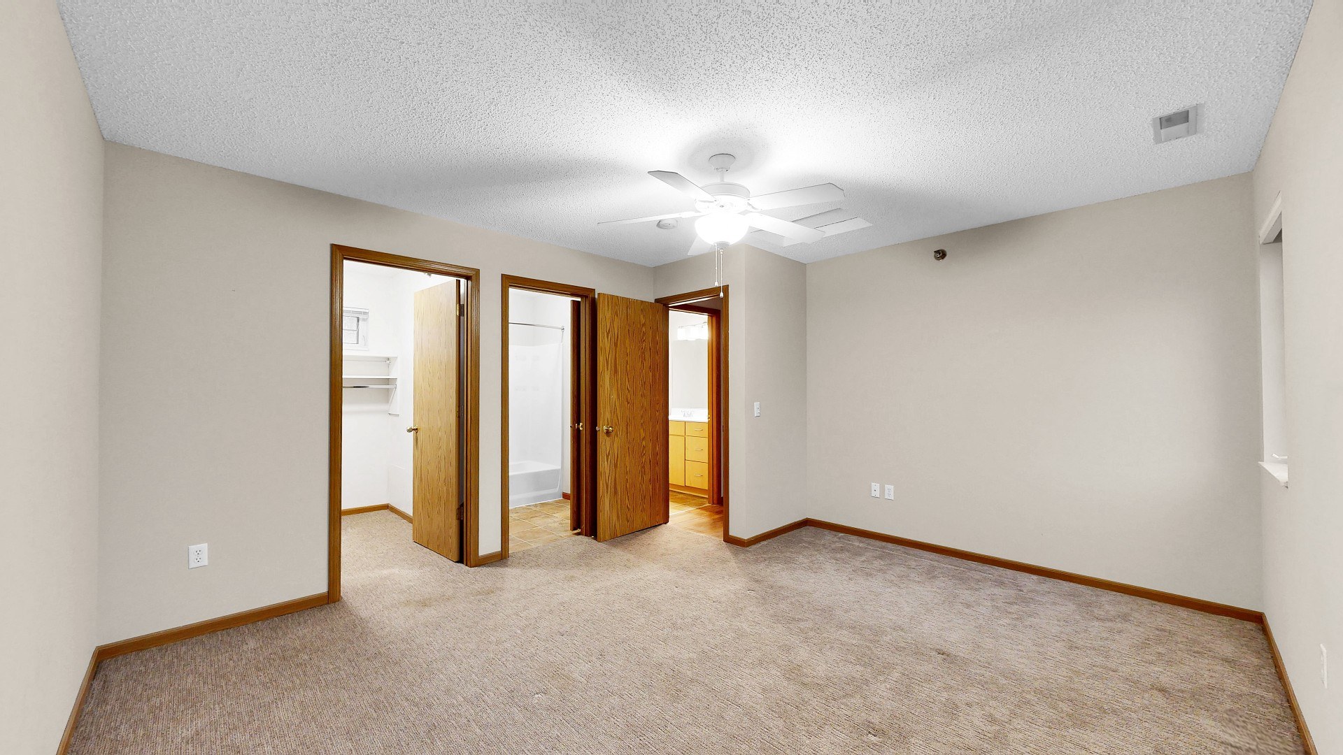 Cedar Pointe Townhomes Image 50