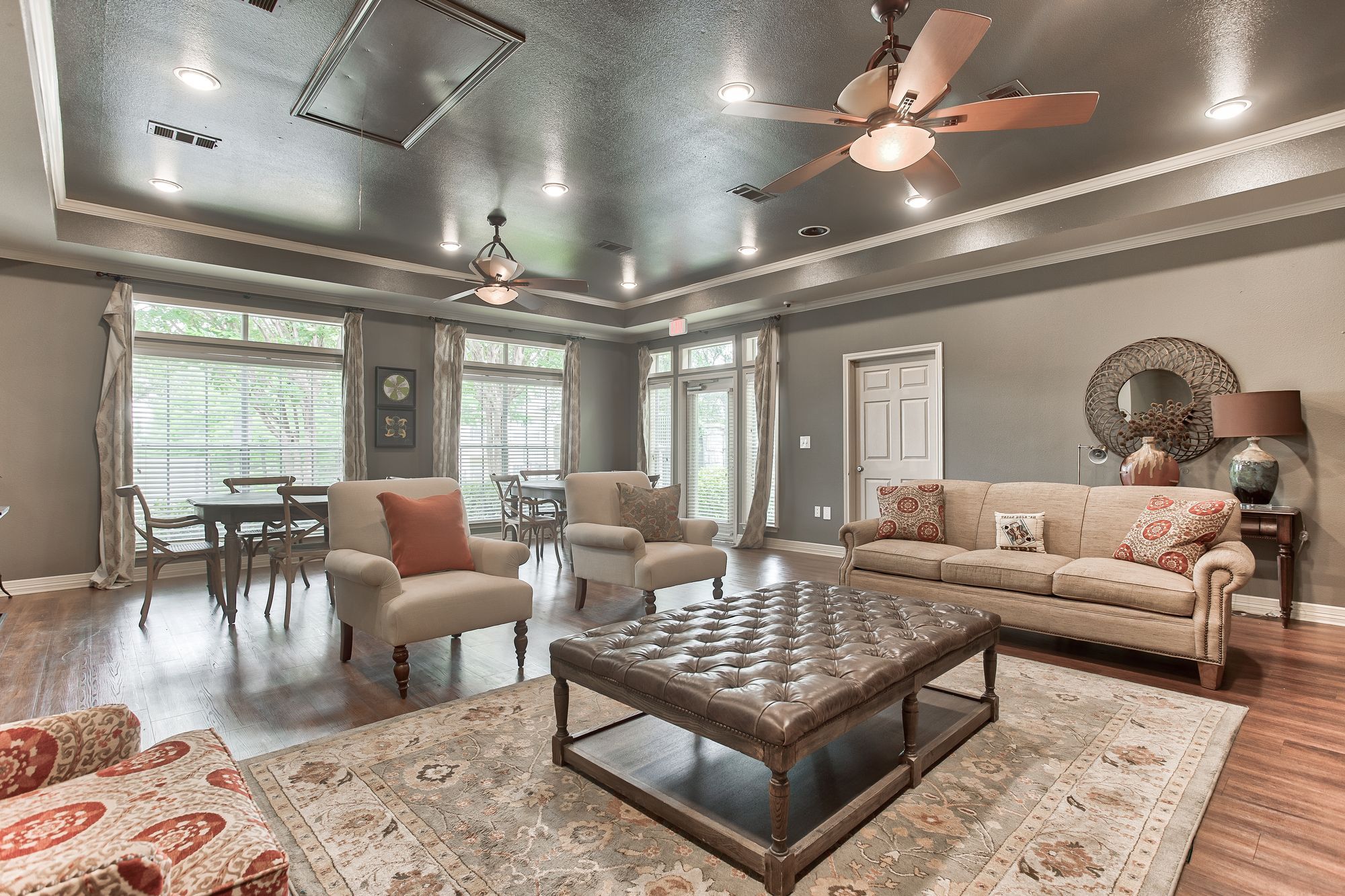 The BLVD at Medical Center Image 18