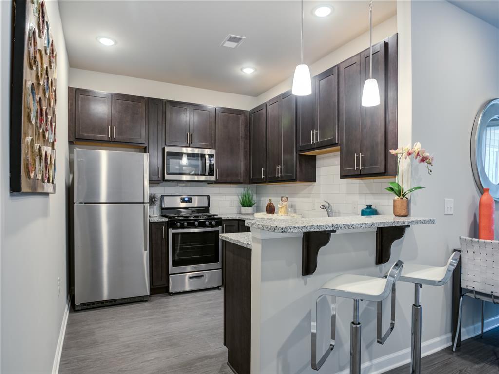 The Pavilion at Raritan Image 1