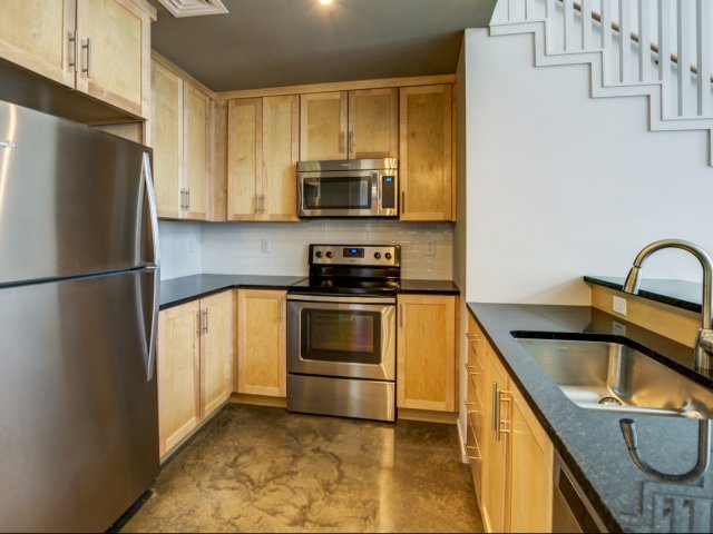 2100 Acklen Flats Image 3