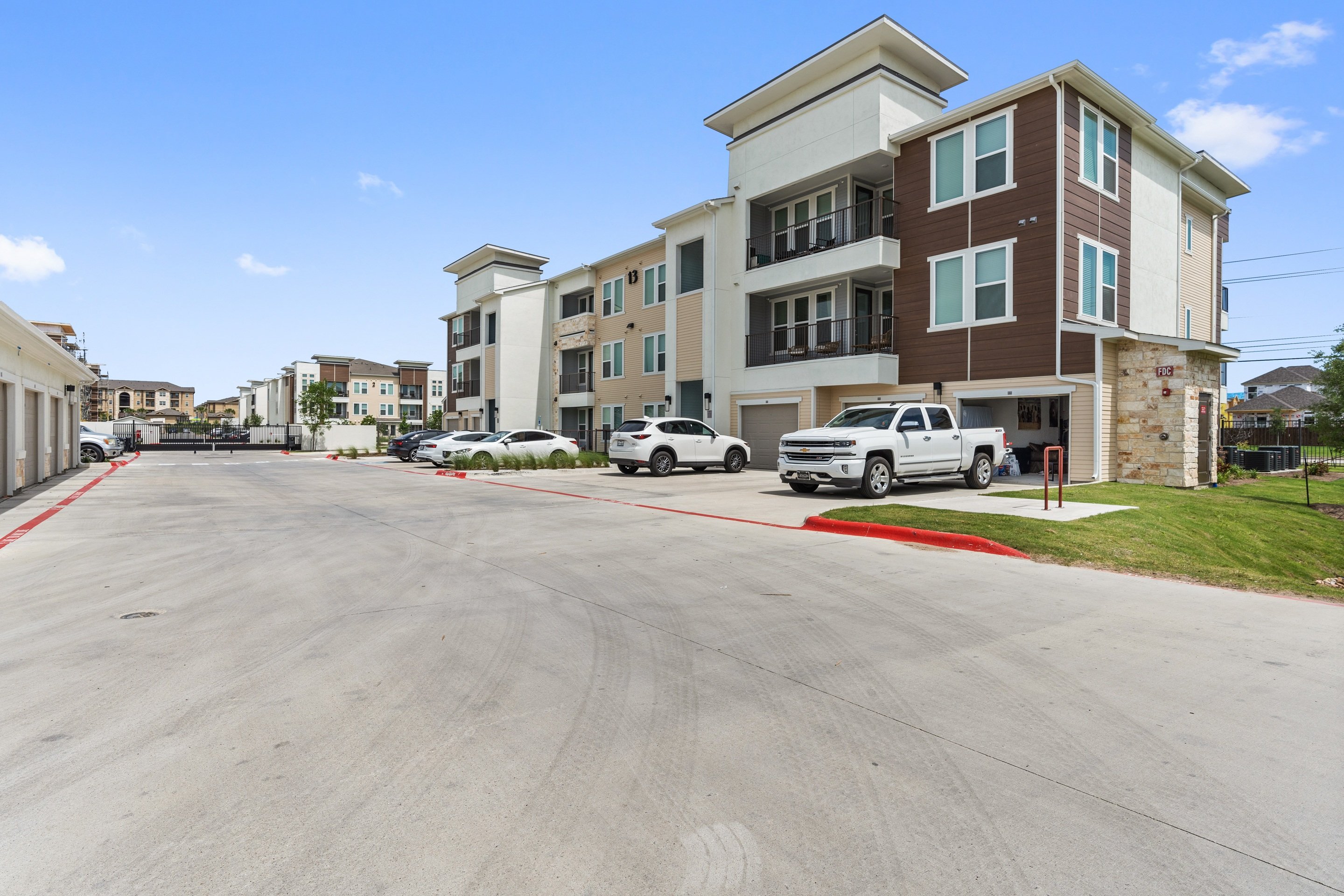 Dalton Austin Residences Image 29