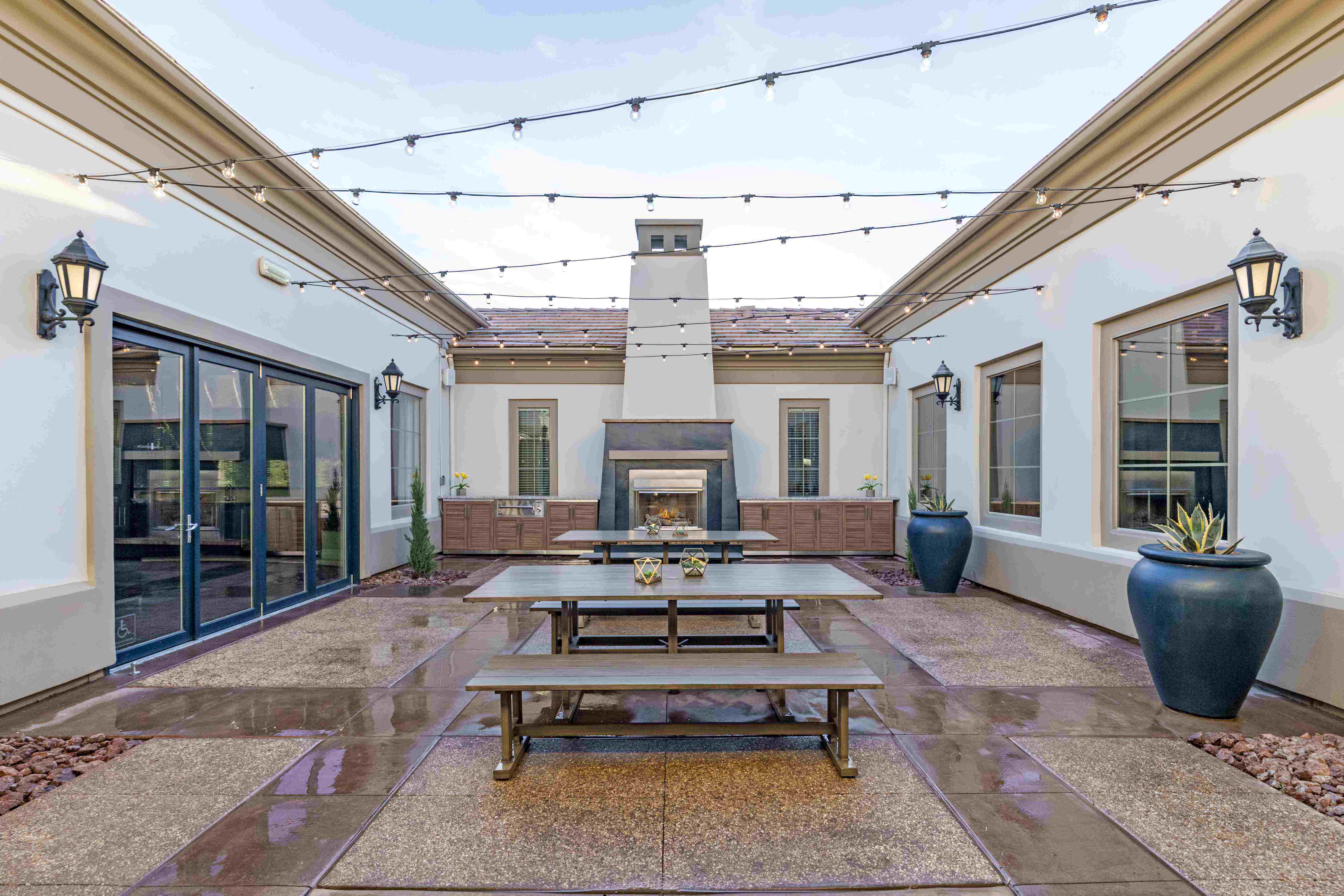 Mountain Gate Image 7