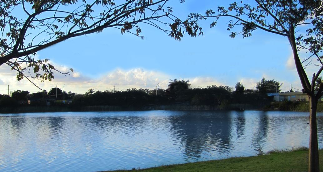 Sunshine Lakes Image 2