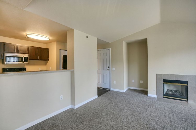 The Pines at Castle Rock Apartments Image 32