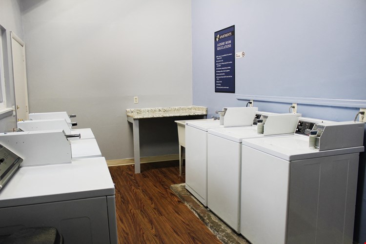 Concord Woods Apartments Image 20