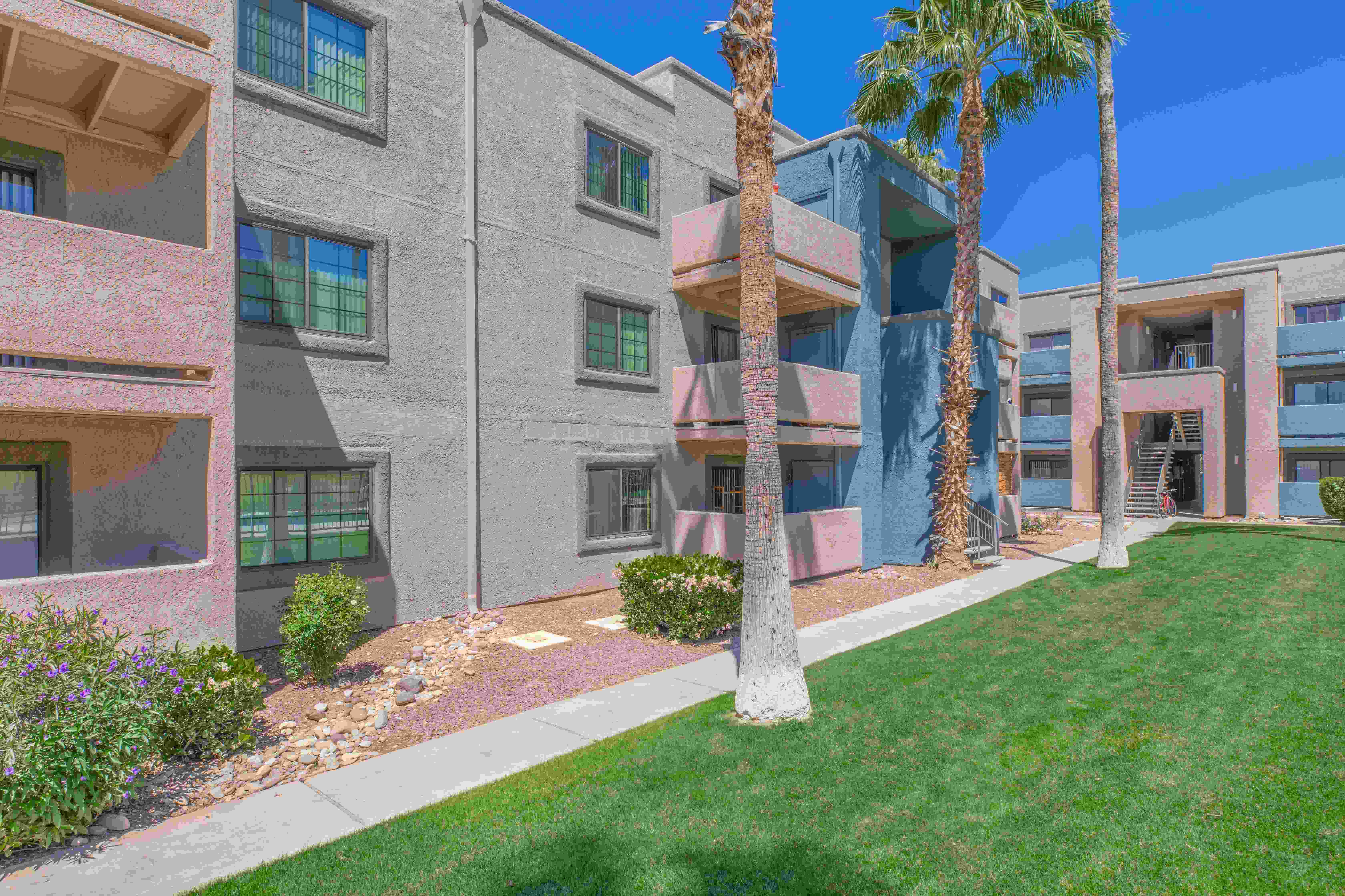 Peak at Oro Valley Image 53