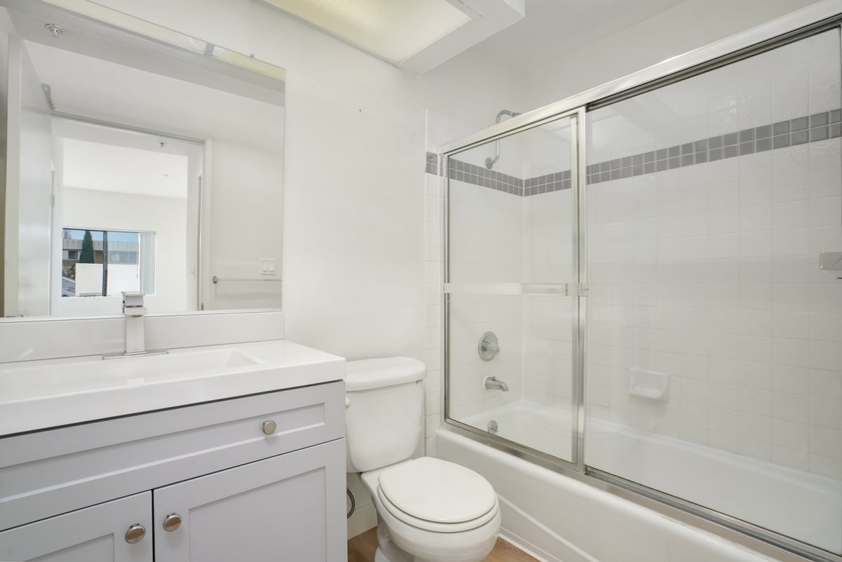 Ashton Towers Image 7