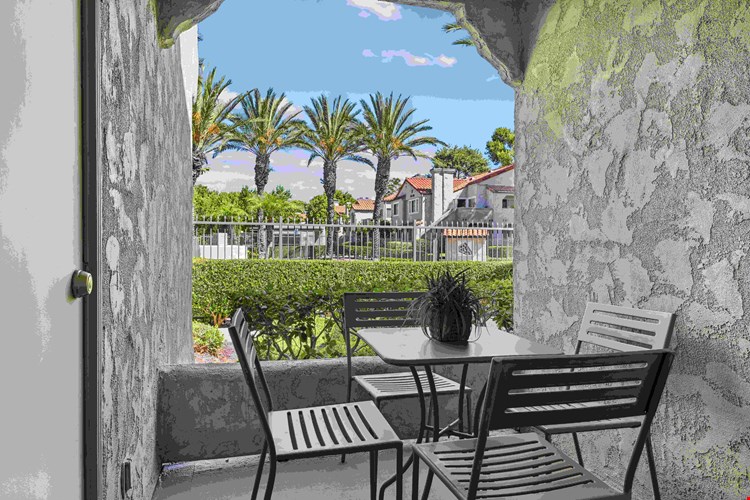 Hidden Hills Condominium Rentals Image 17