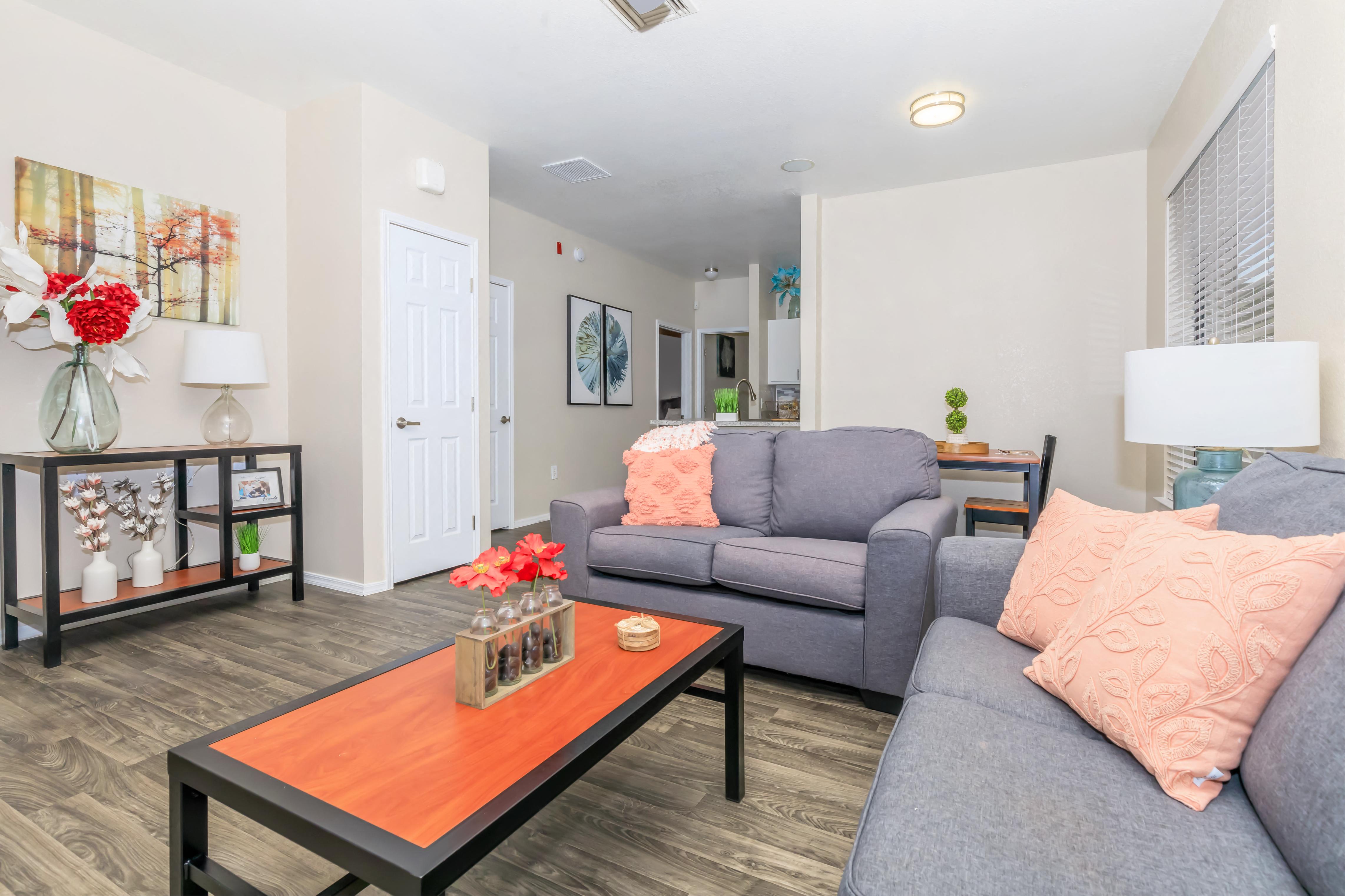 Riverwalk Luxury Apartments Image 6