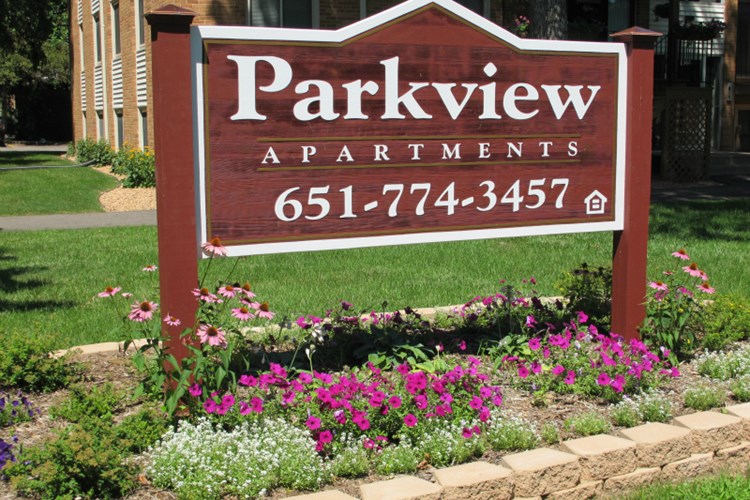 Parkview Apartments Image 2