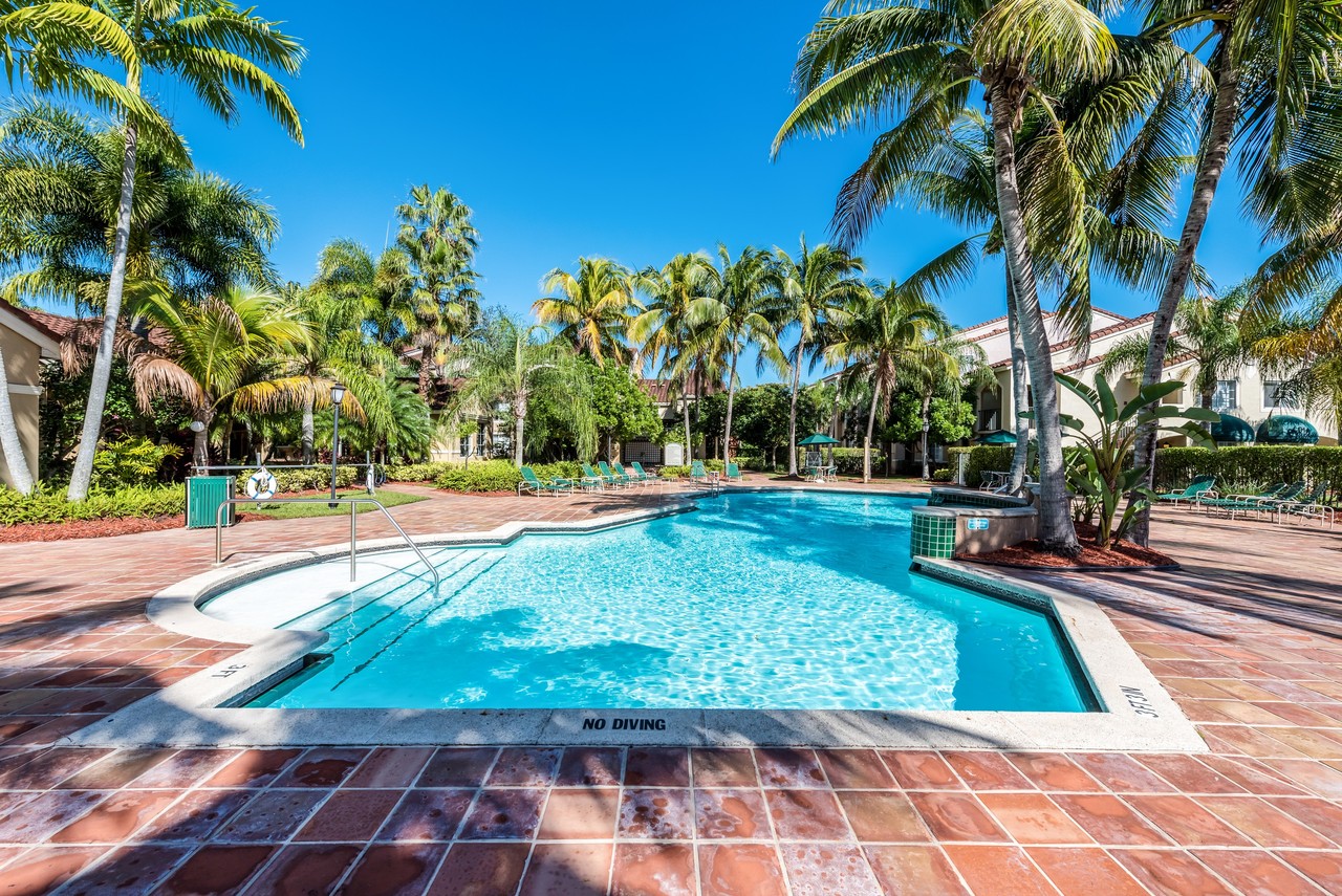 Saint Andrews at Weston Image 1