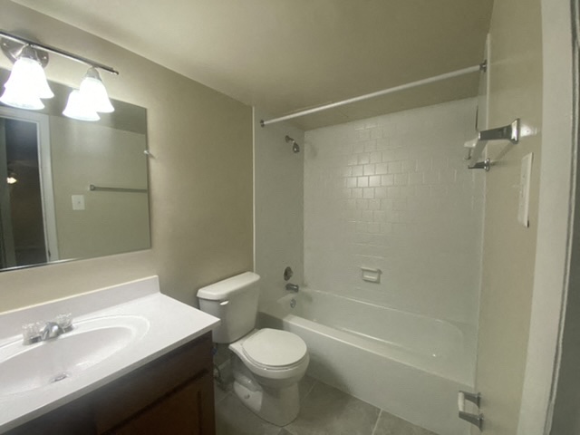 Middletowne & The Dona Image 20