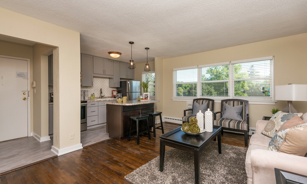 Minikahda Court Image 11