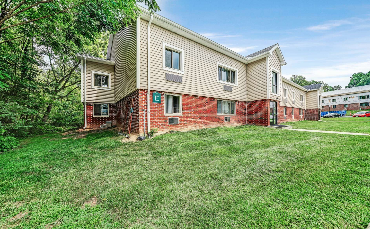 Hollow Run Apartments Image 6