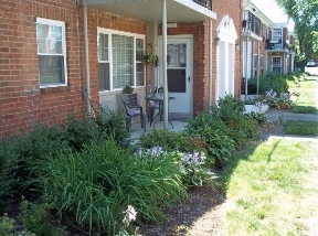 Dover Manor Image 12