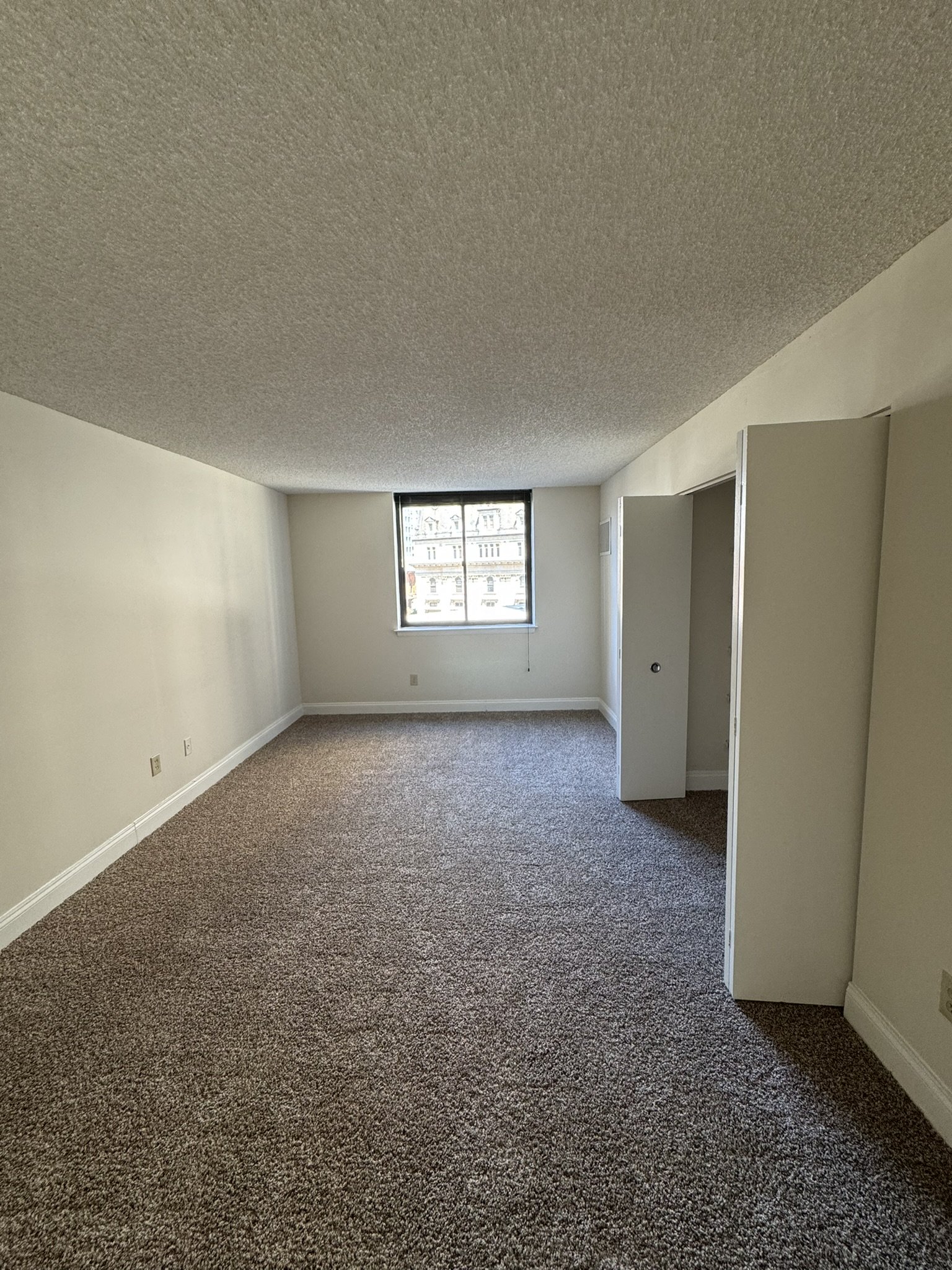 The Apartments at Charles Plaza Image 23