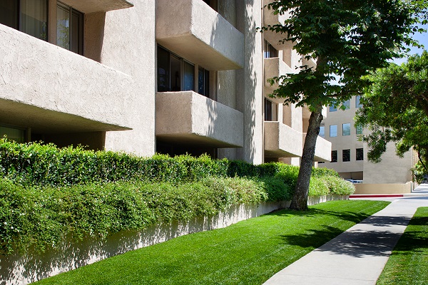 Barry Apartments Image 2