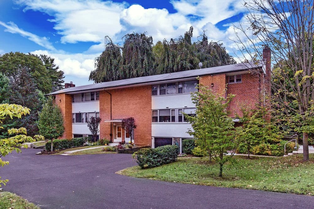 Cherokee Apartments Image 1