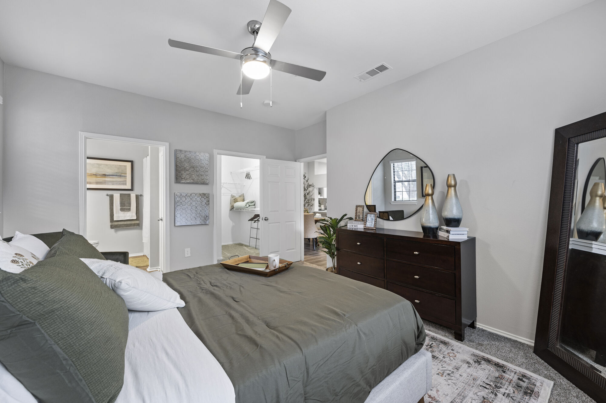 The Ambrose Image 24