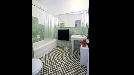 Hampton House Image 24