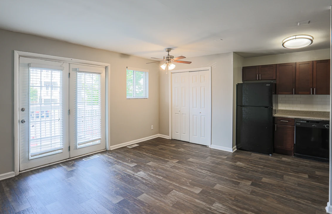 Calvert at Quarterfield Image 15