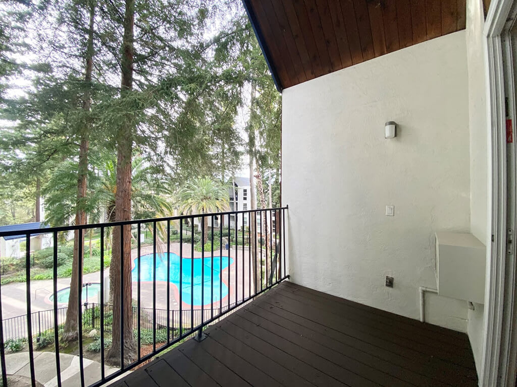 Castlewood Apartments Image 10