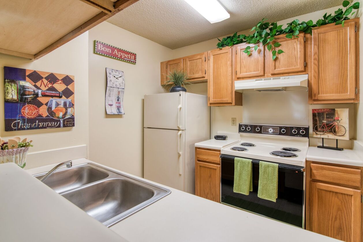 Arbors of Century Center Image 5