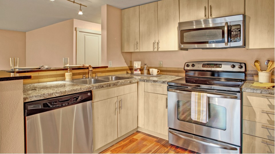 Vermont Apartment Homes Image 1