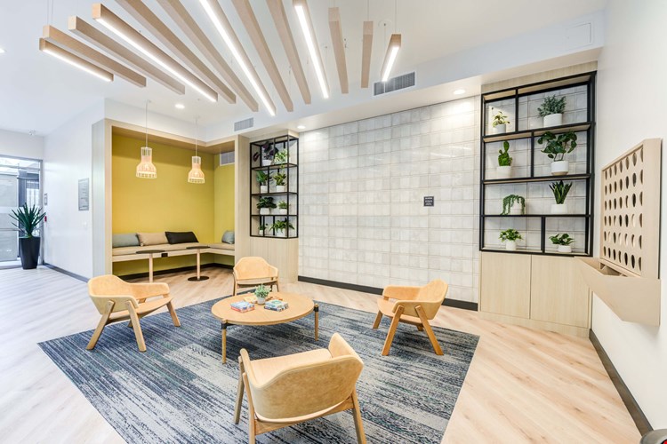 IMT Gallery 421 Image 32