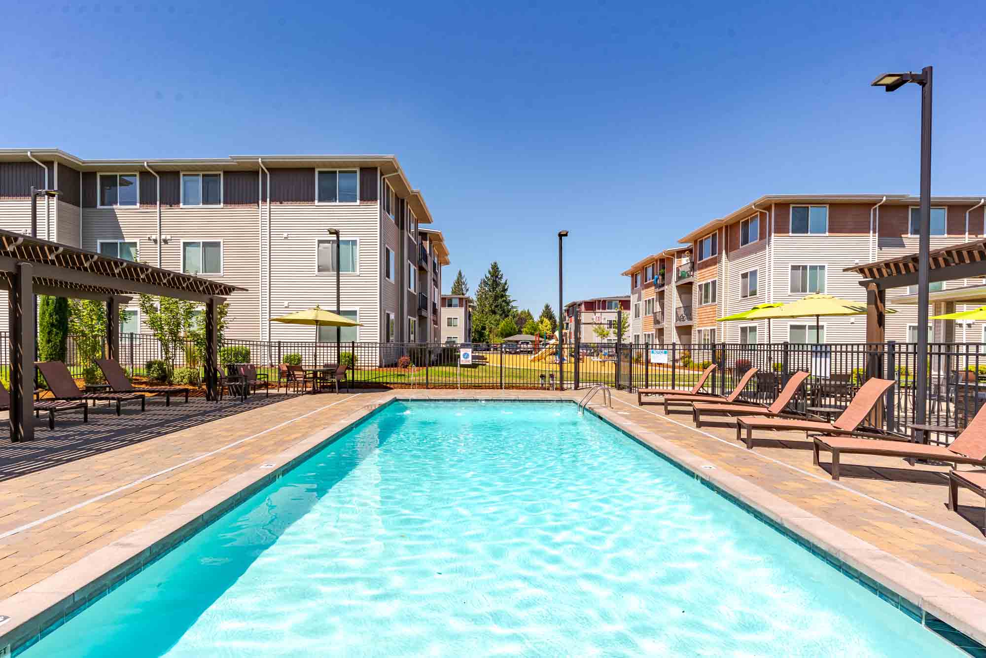Ecco Apartments Image 12