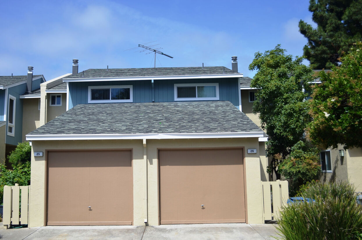 Roberts Lane Image 2