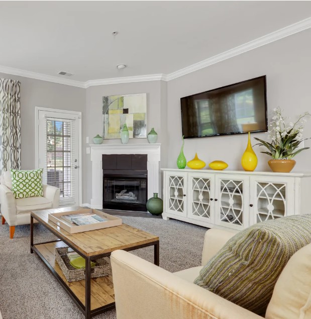 The Courts of Avalon Image 7