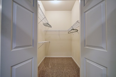 The Left Bank River Oaks Image 13