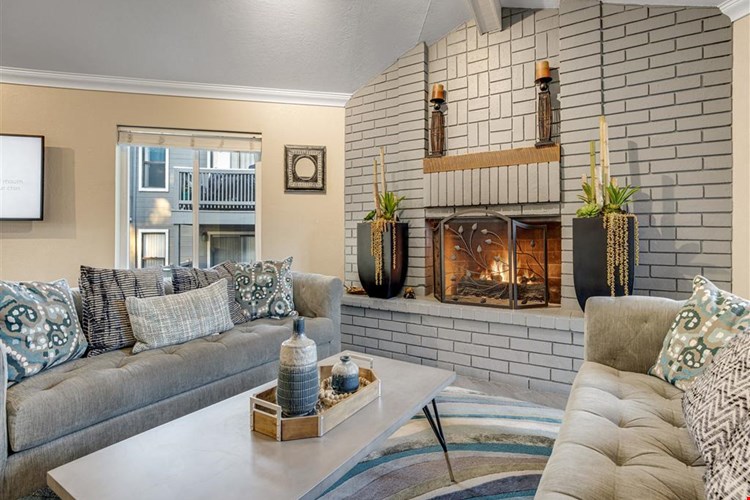 Sandpiper Village Apartment Homes Image 10