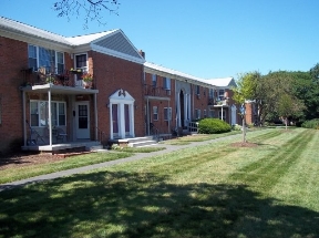 Dover Manor Image 18